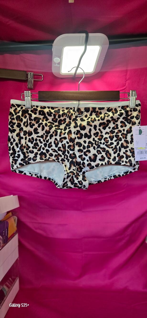 NWT Wild Fable Leopard Print Low Rise Cheeky Boyshort Bikini Bottom Size M